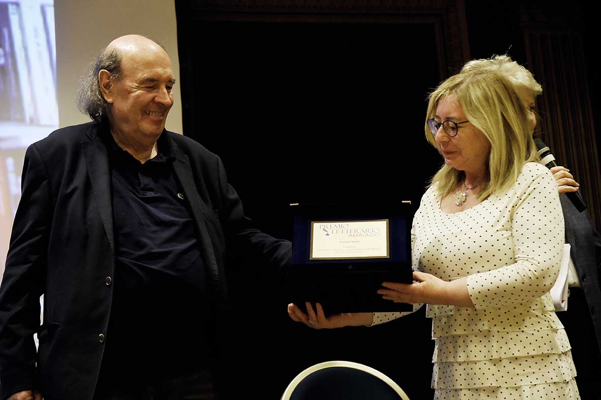 Adriana Assini finalista Premio Letterario Amalago 2021